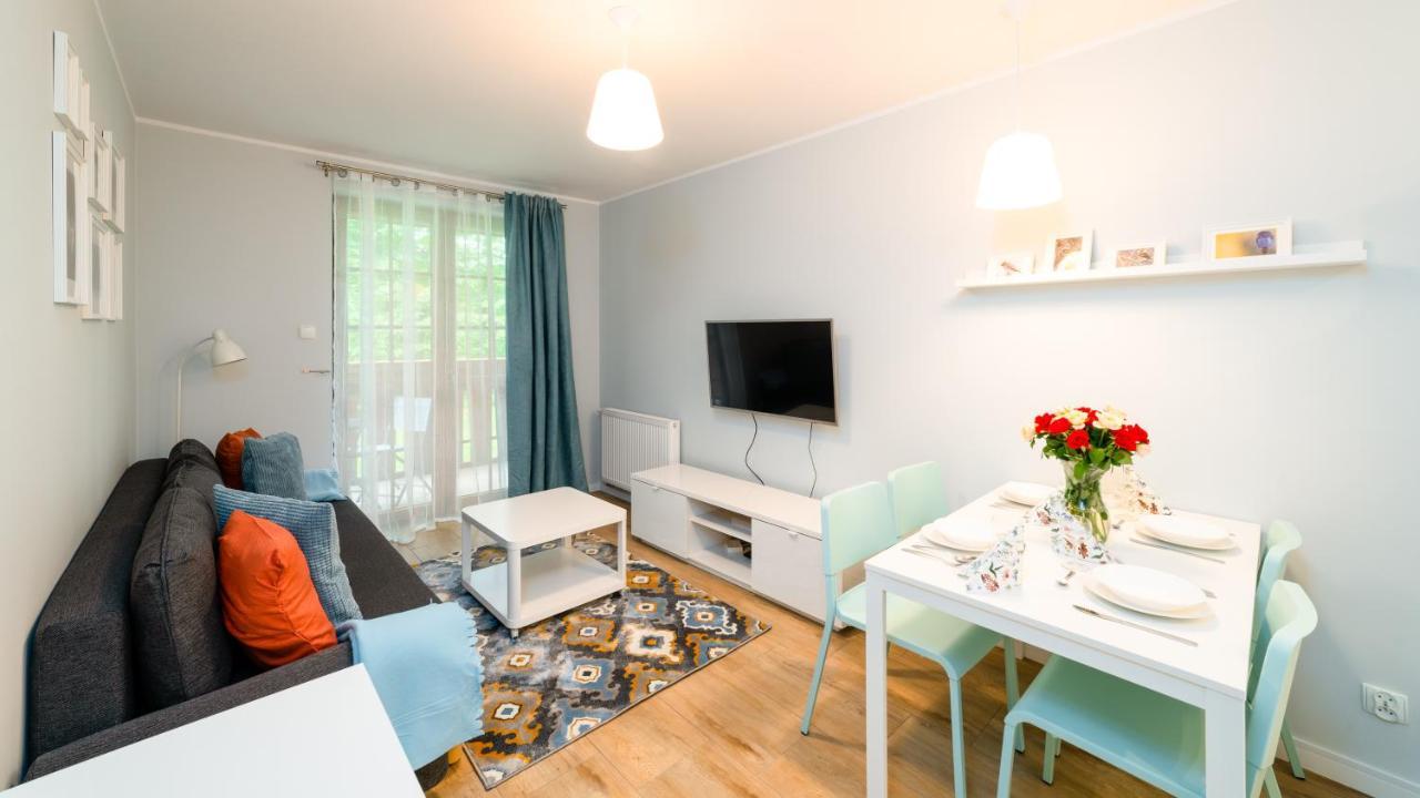 Apartamenty Sun & Snow Lesny Dom 카르파츠 외부 사진