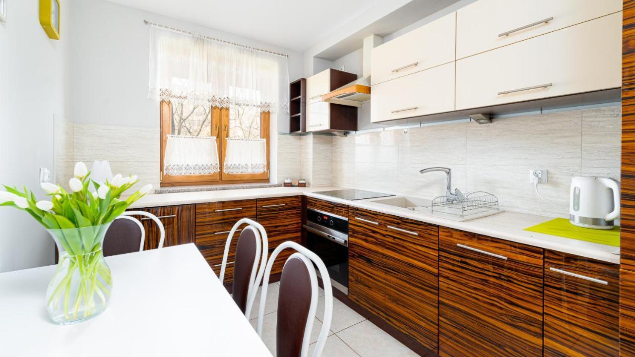 Apartamenty Sun & Snow Lesny Dom 카르파츠 외부 사진