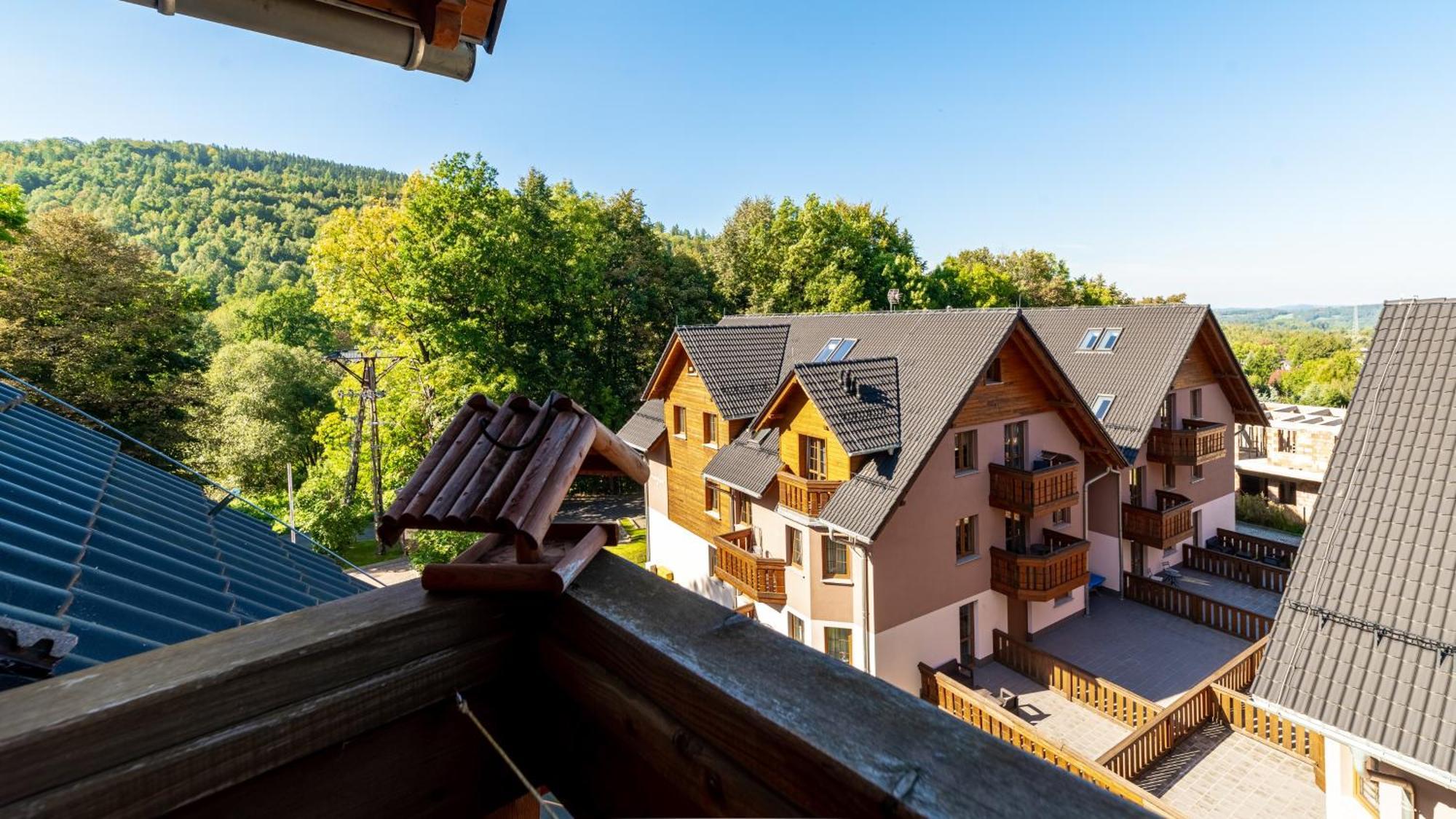 Apartamenty Sun & Snow Lesny Dom 카르파츠 외부 사진
