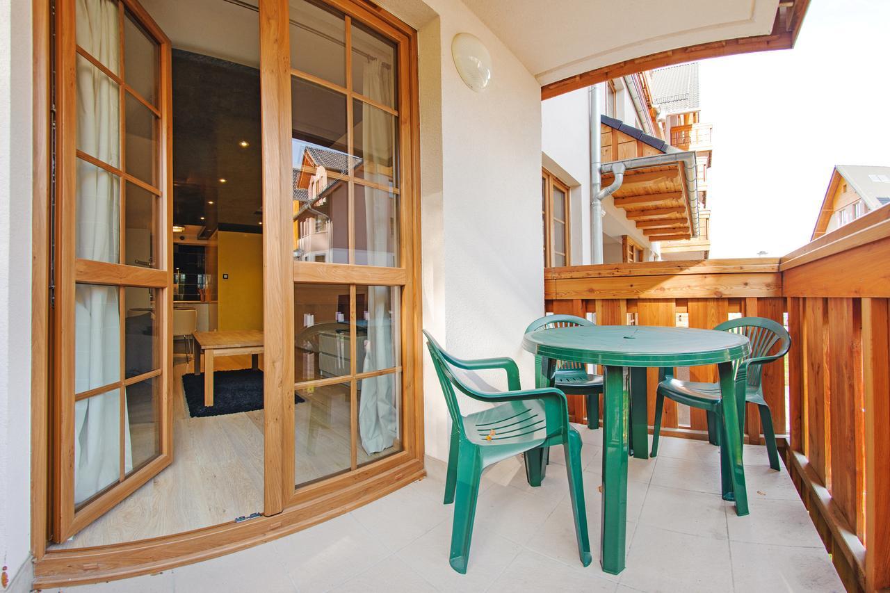 Apartamenty Sun & Snow Lesny Dom 카르파츠 외부 사진