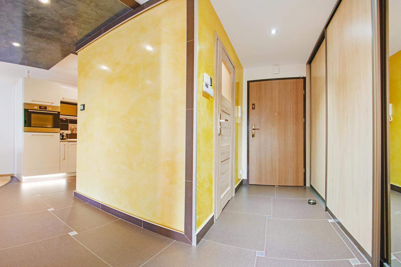 Apartamenty Sun & Snow Lesny Dom 카르파츠 외부 사진