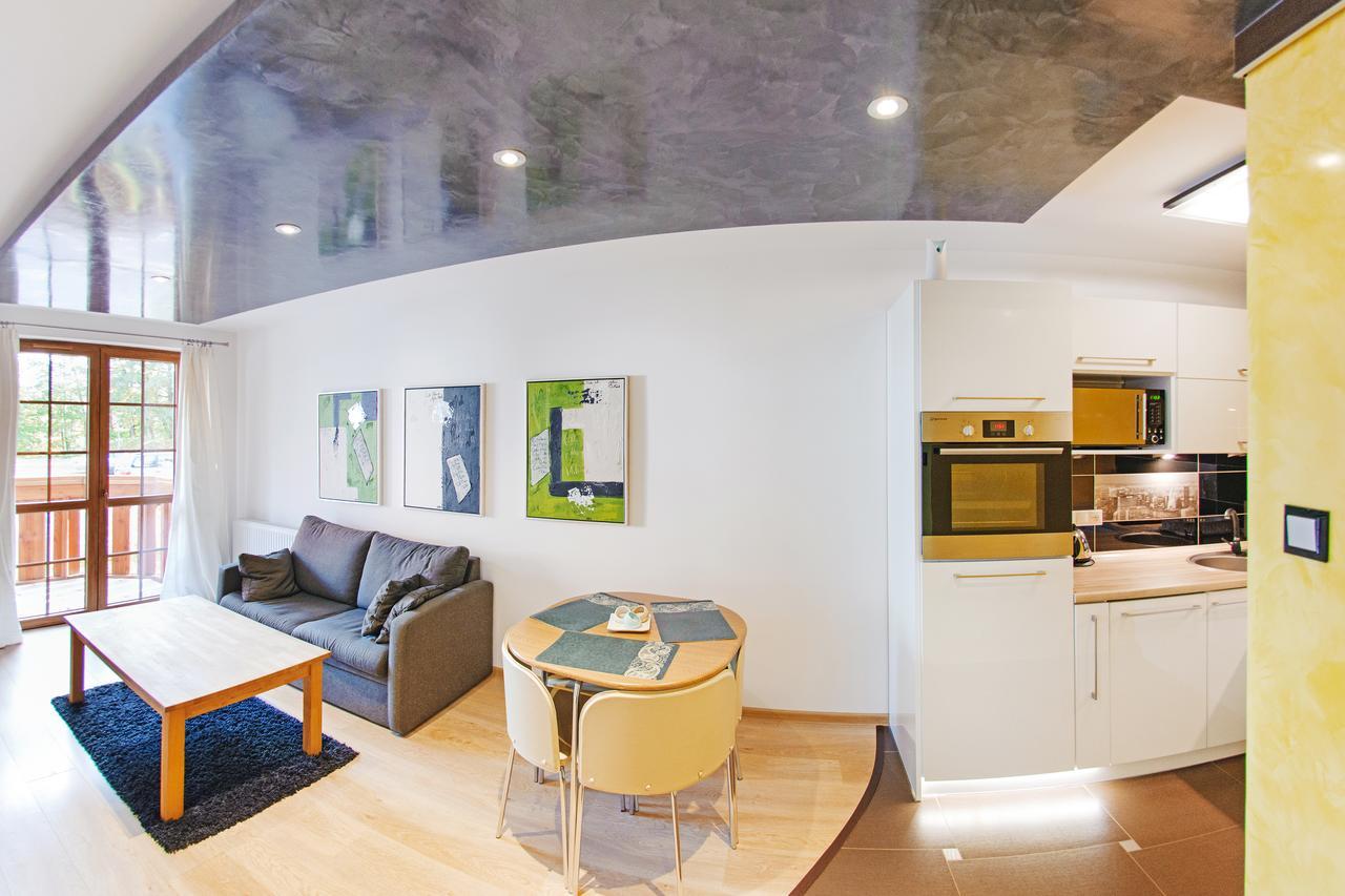Apartamenty Sun & Snow Lesny Dom 카르파츠 외부 사진