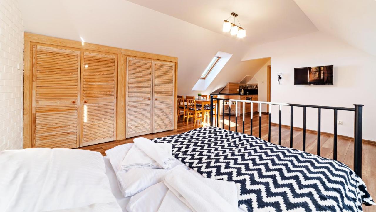 Apartamenty Sun & Snow Lesny Dom 카르파츠 외부 사진