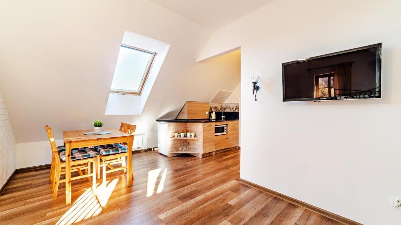 Apartamenty Sun & Snow Lesny Dom 카르파츠 외부 사진